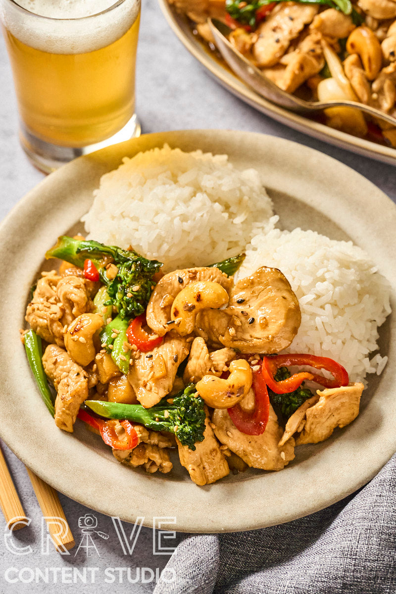 Ginger-Sesame Cashew Chicken Stir Fry
