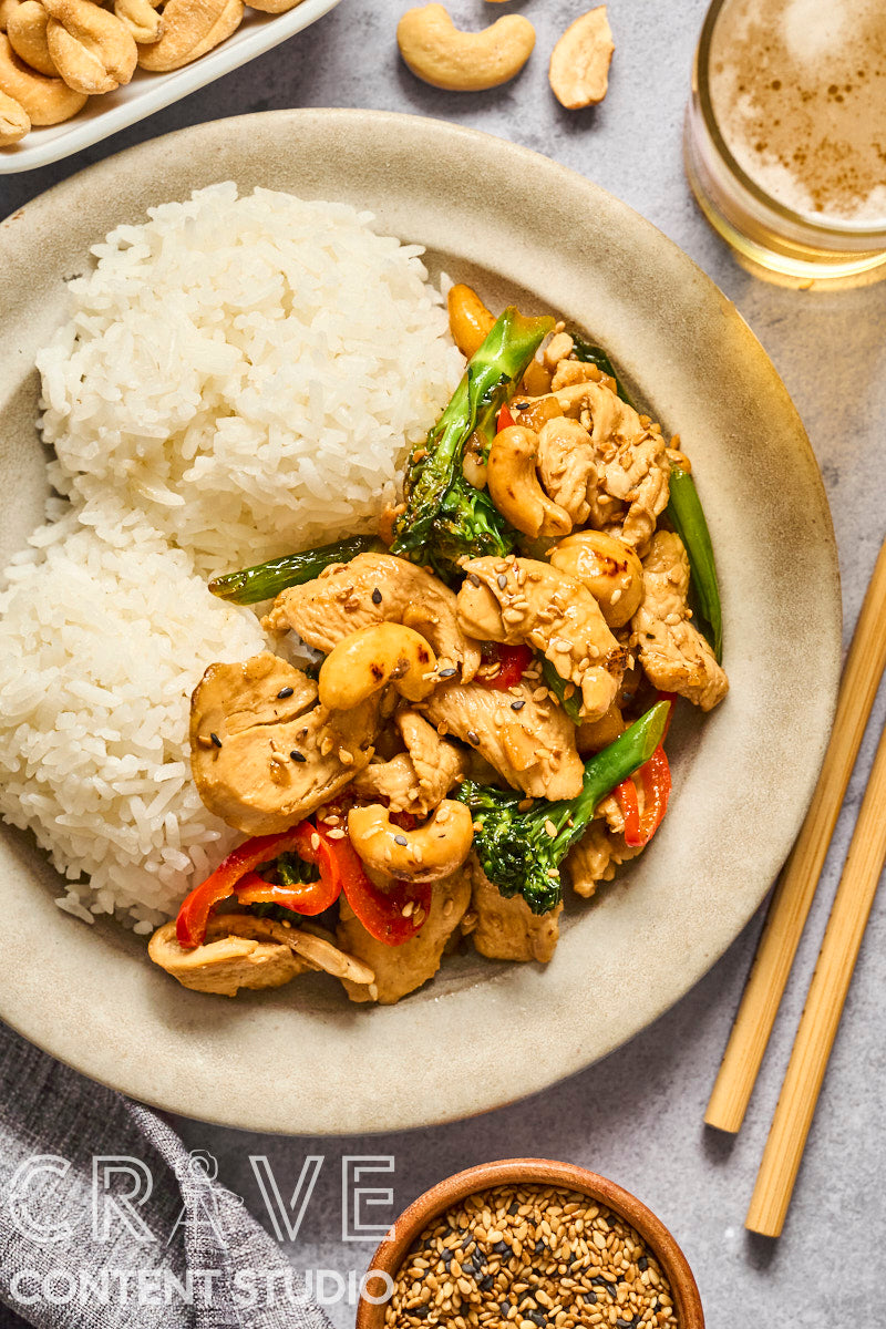 Ginger-Sesame Cashew Chicken Stir Fry