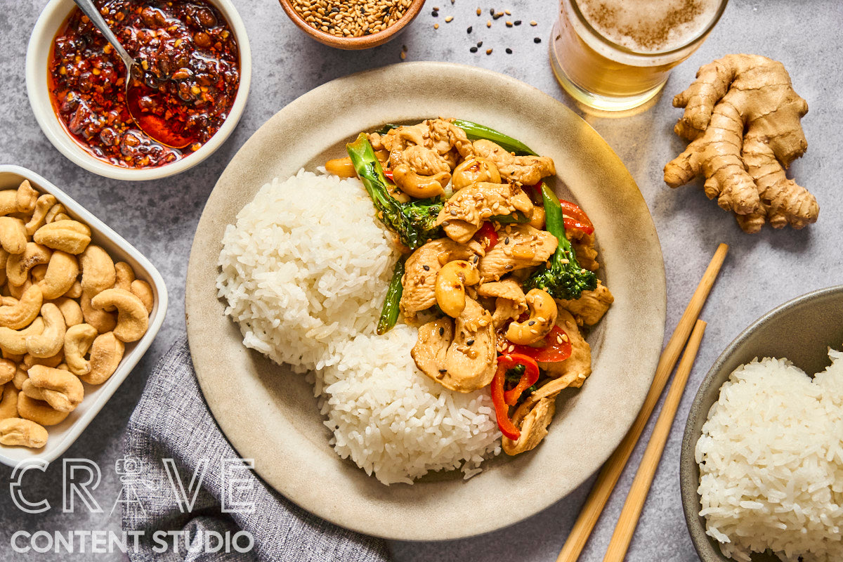 Ginger-Sesame Cashew Chicken Stir Fry