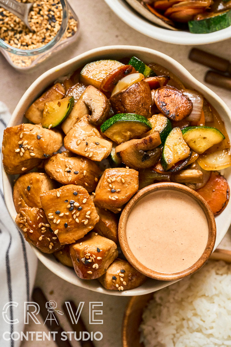 Hibachi Chicken & Vegetables with Yum Yum Sauce