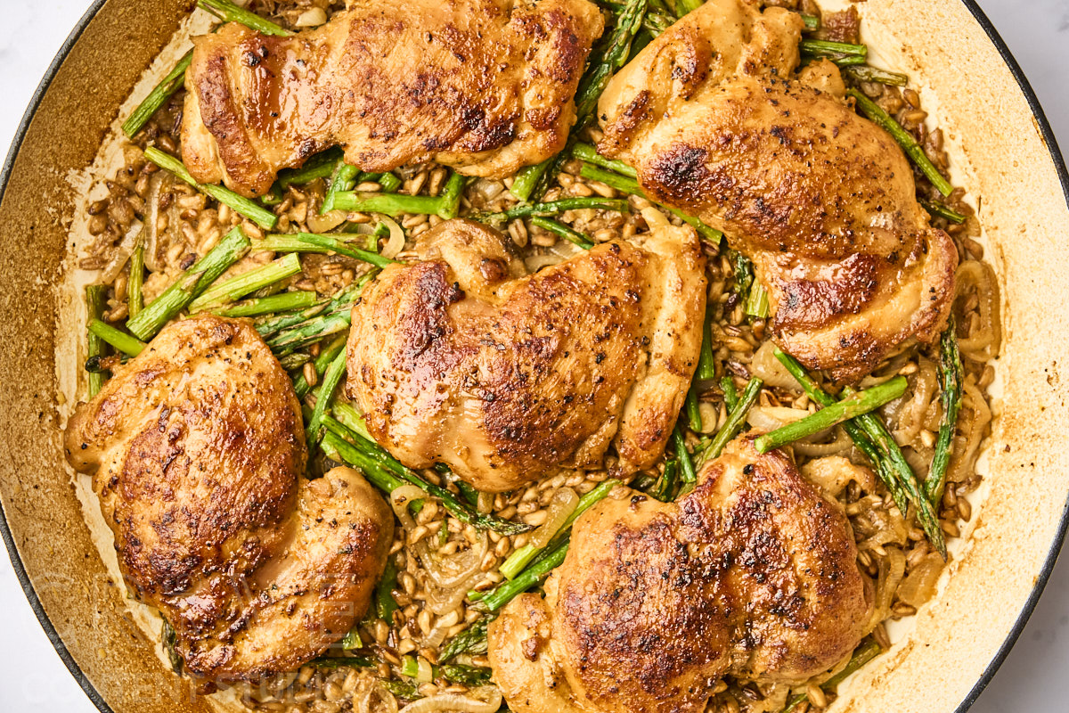 One-Pan Lemony Chicken with Farro and Asparagus