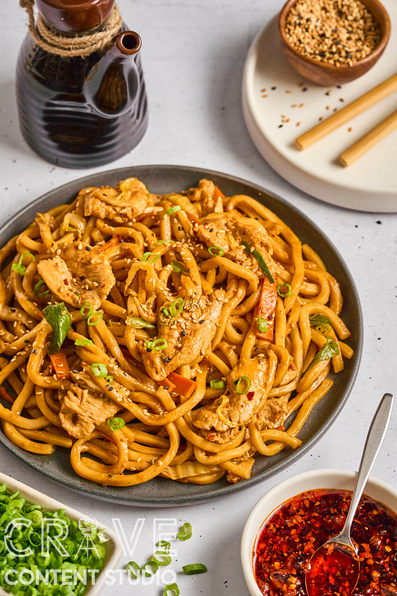 Spicy Ginger Udon Noodles with Chicken