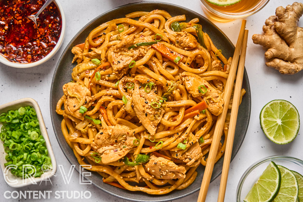 Spicy Ginger Udon Noodles with Chicken