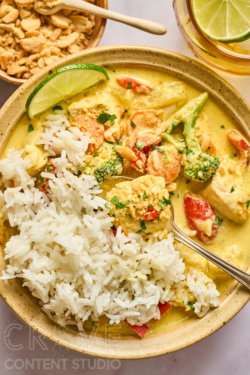 Thai-Style Yellow Curry with Chicken and Vegetables